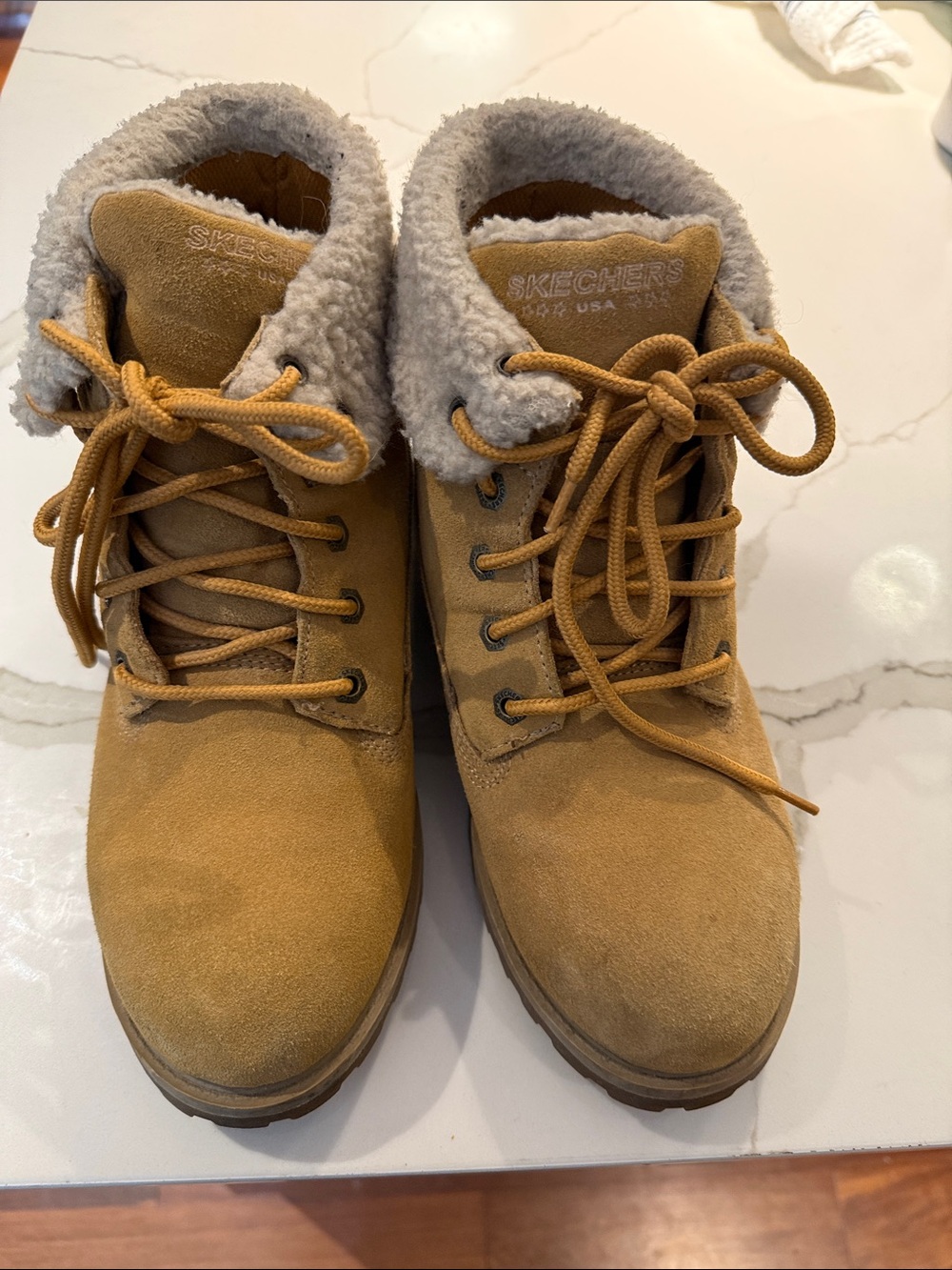 Skechers Women's Tan Lace-Up Sherpa Collar Boots